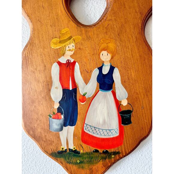 Hand Painted Folk Art Wooden Cheese / Bread Board - Picture 3 of 4